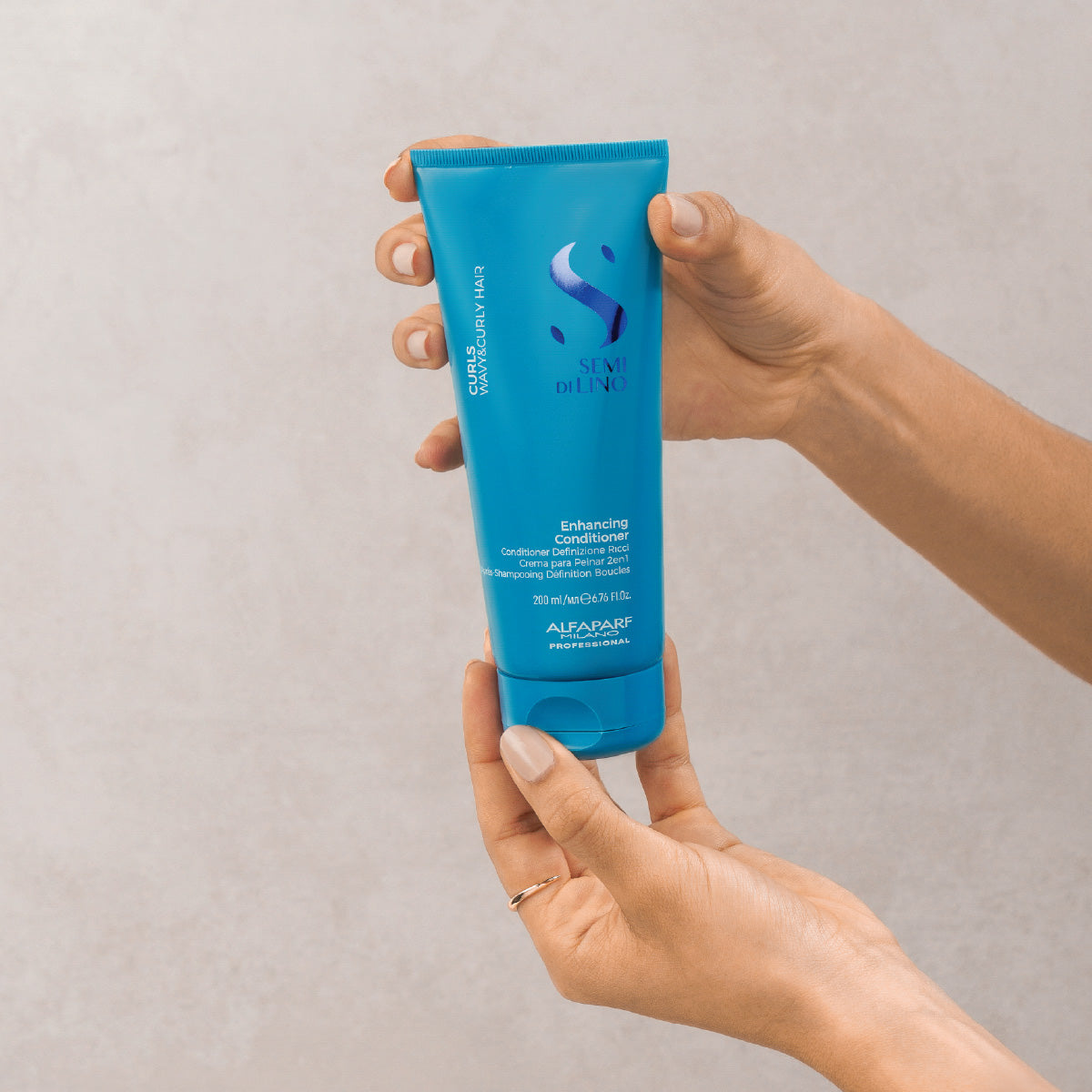 Semi Di Lino Conditioner Curly