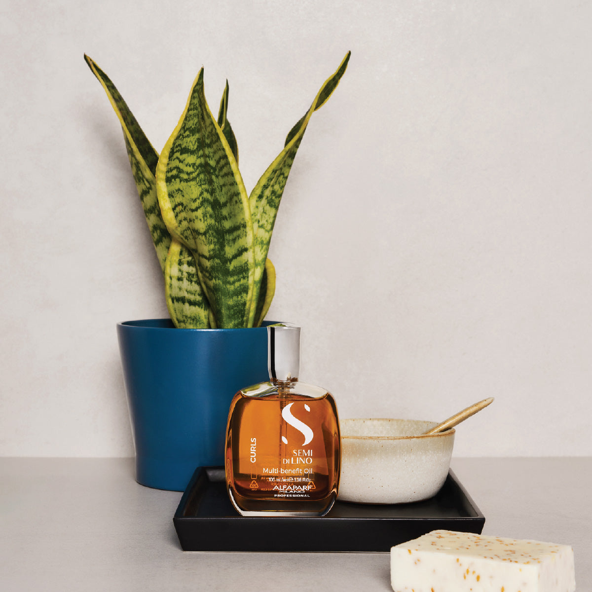 Semi Di Lino Serum Curly